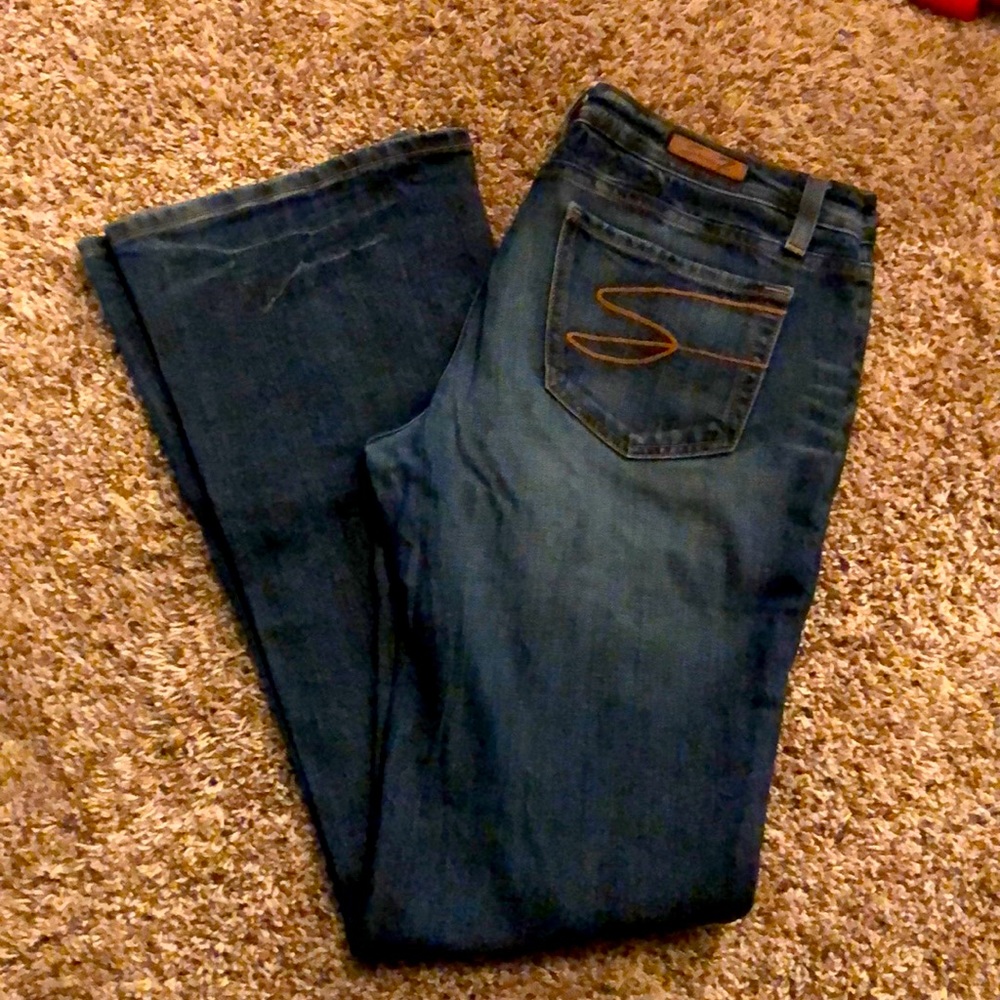 Seven Jeans